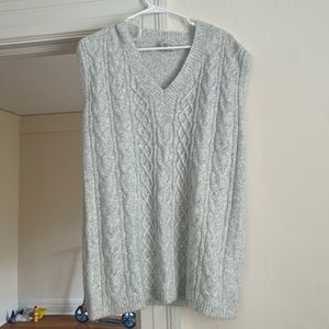 Sincerely Jules long oversized sweater vest. size medium worn once
